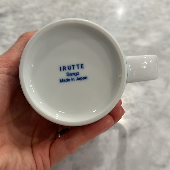 Cute blue and white hedgehog mug like new condition - Picture 9 of 9